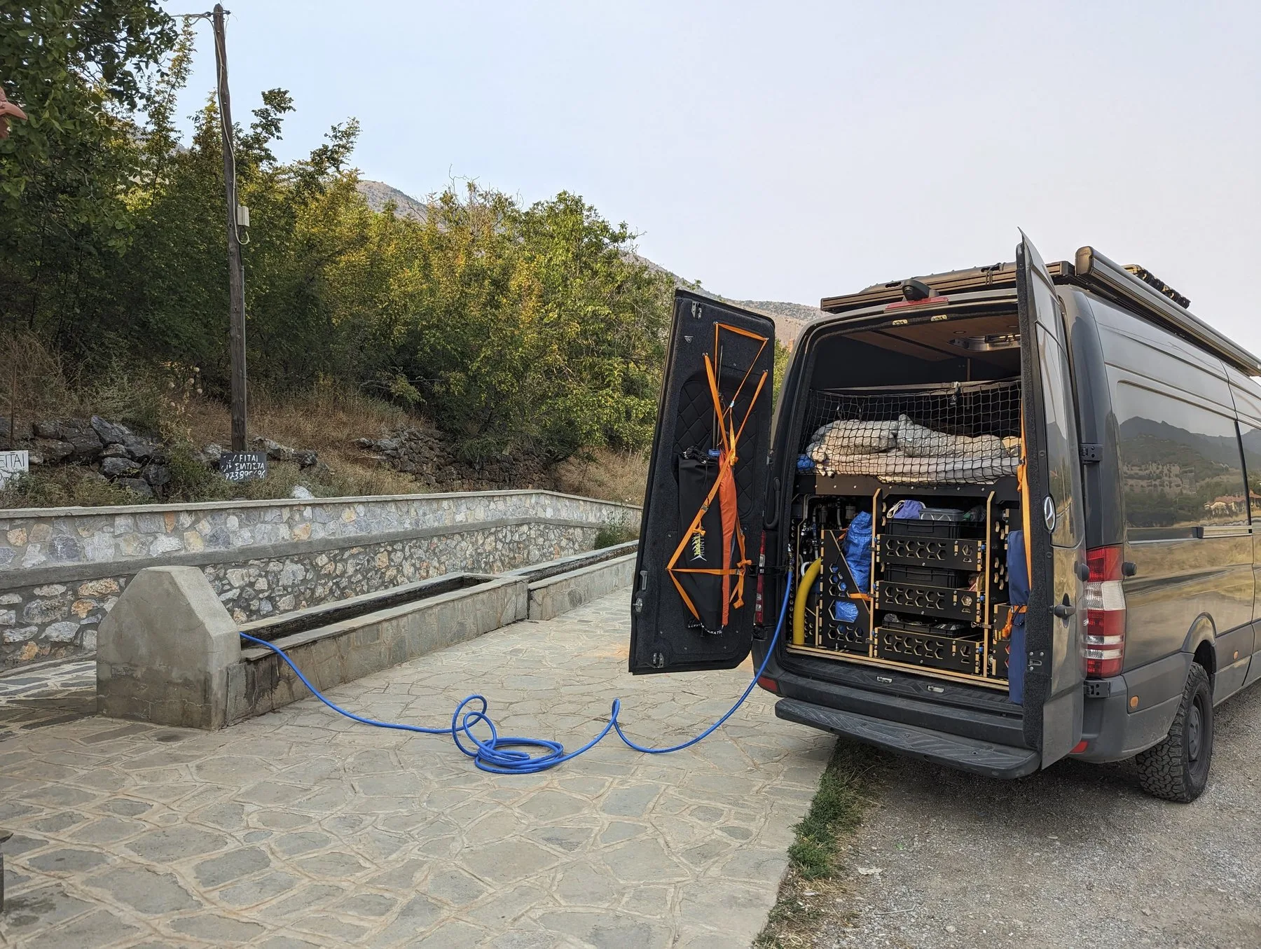 Water, hot air and gas system — Image 6